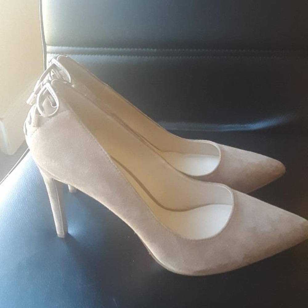 Tan Suede Pointy Toe Heels size 9